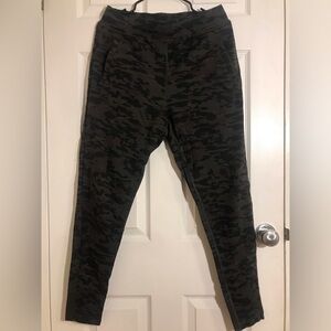 Alphalete Performance Joggers